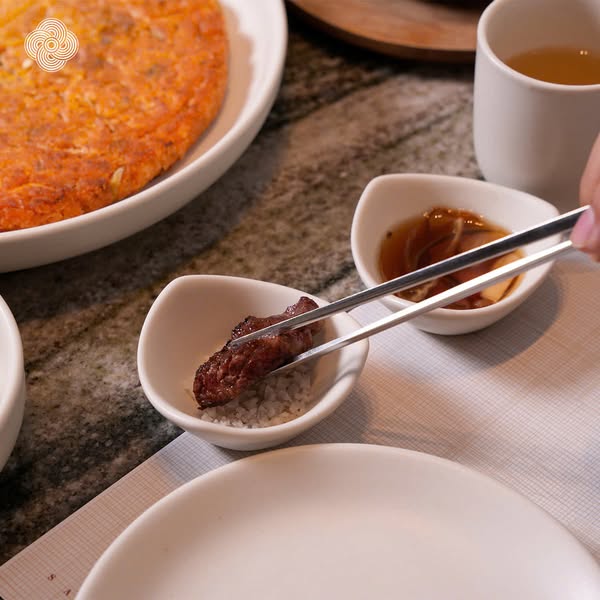 Thăn ngoại bò tẩm ướp hành tỏi