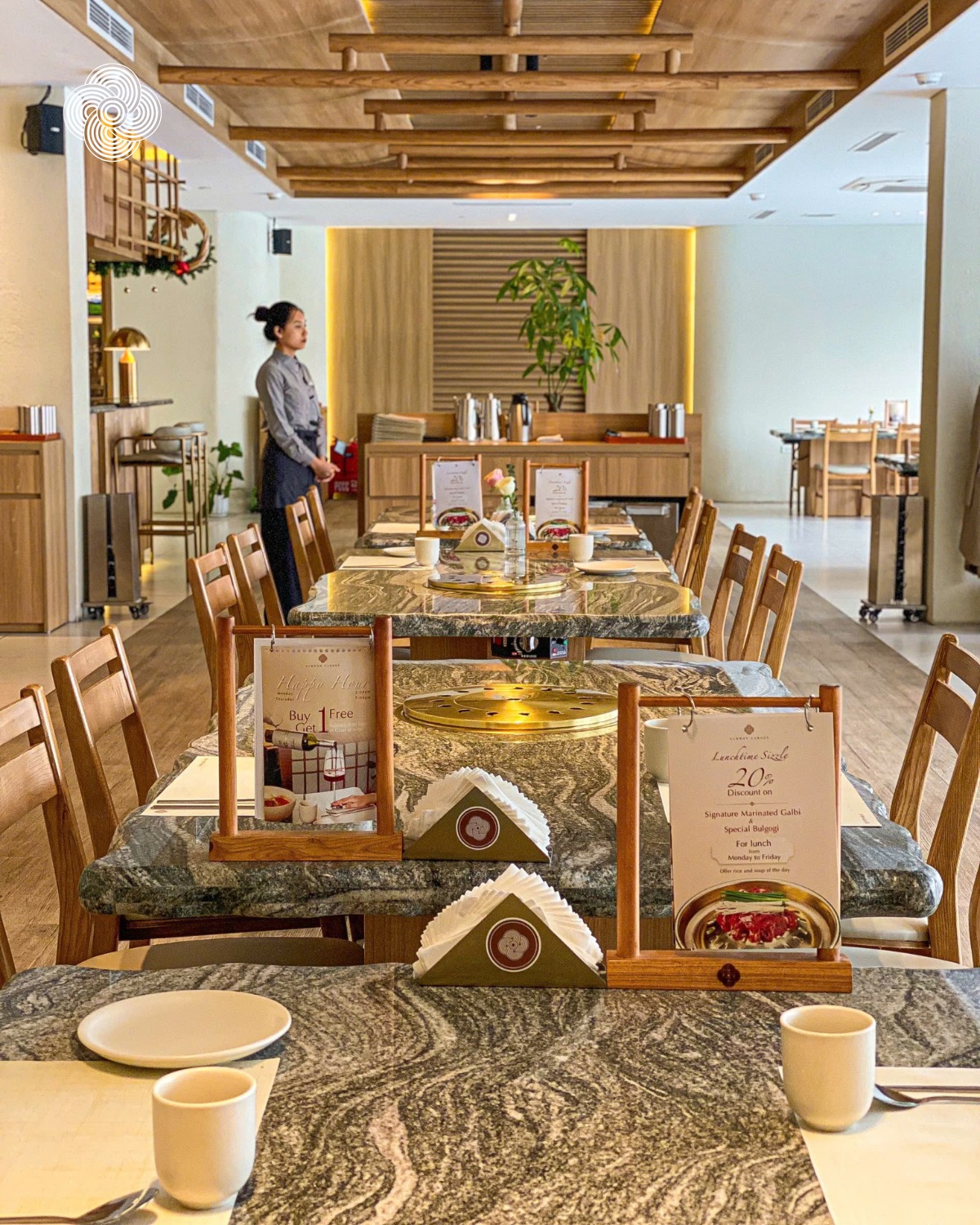 không gian và thiết kế nội thất