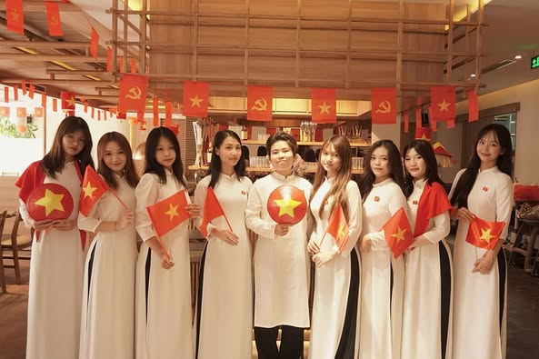 Quốc khánh Việt Nam 2/9 tại Samwon Garden